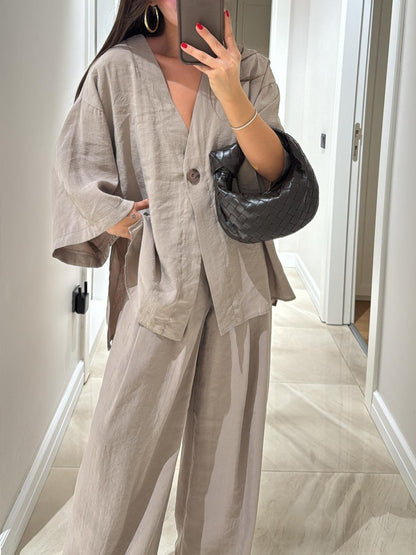Ensemble Cardigan & Pantalon – Élégance Décontractée