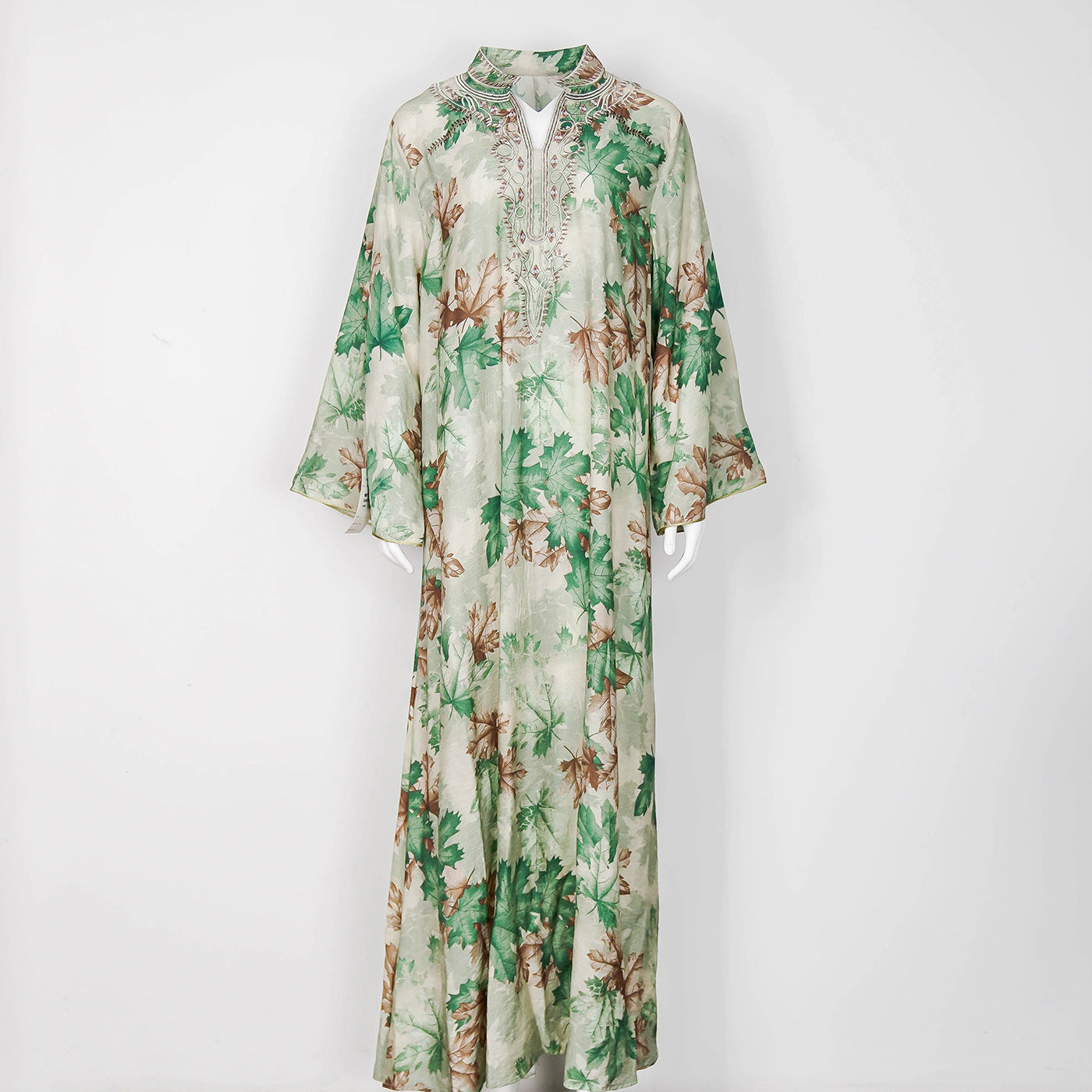 Robe Longue Brodée – Style Élégant & Inspiré