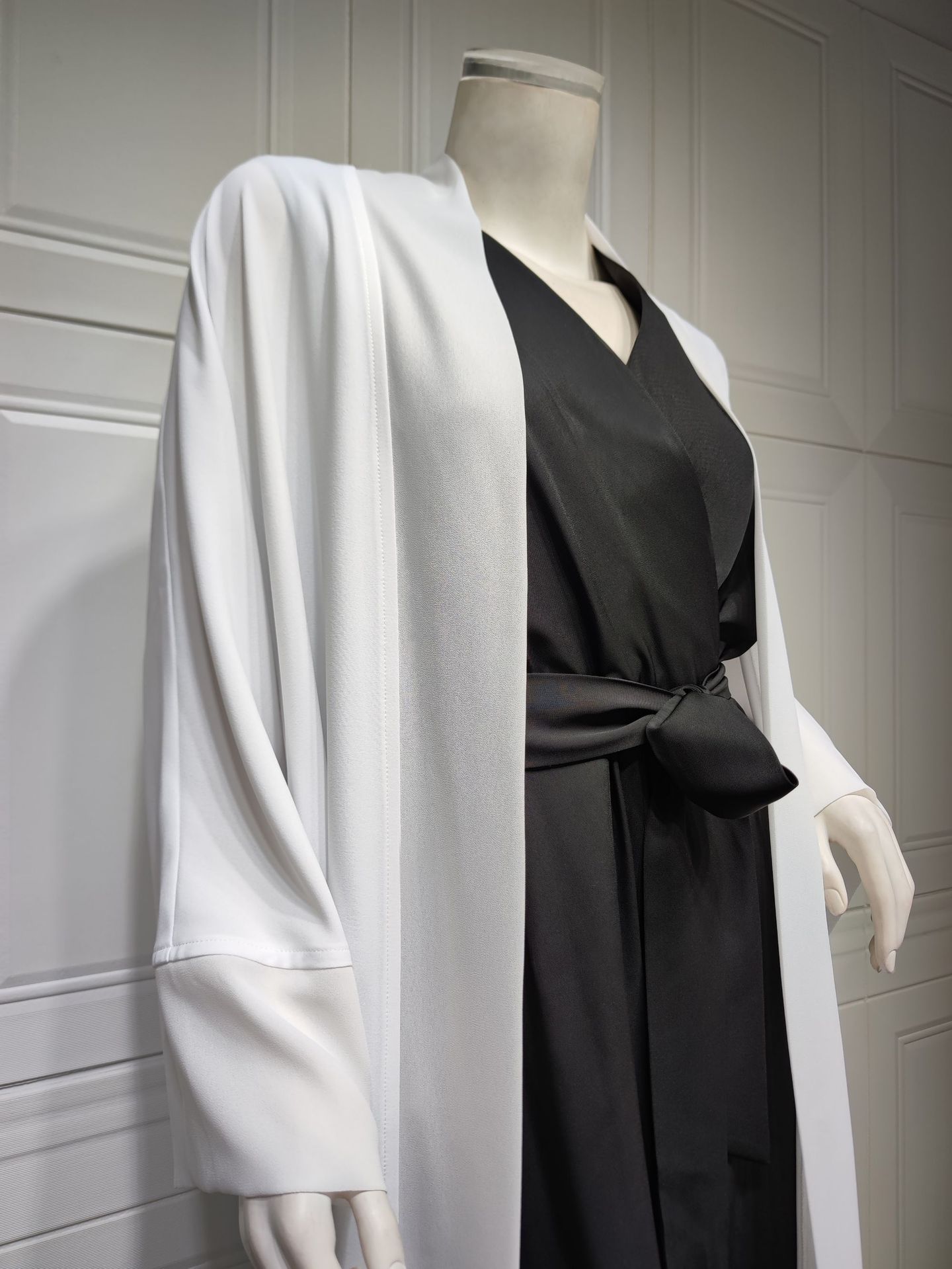 Cardigan-Cape en Chiffon Patchwork – Élégance Flottante & Détail Bohème