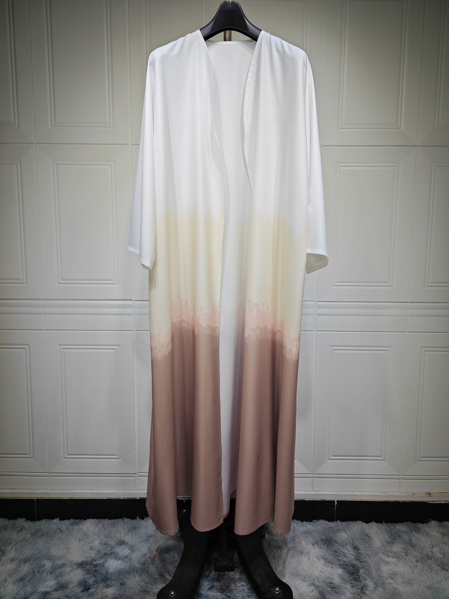 Manteau-Cape Tie-Dye – Fluidité & Charme au Quotidien