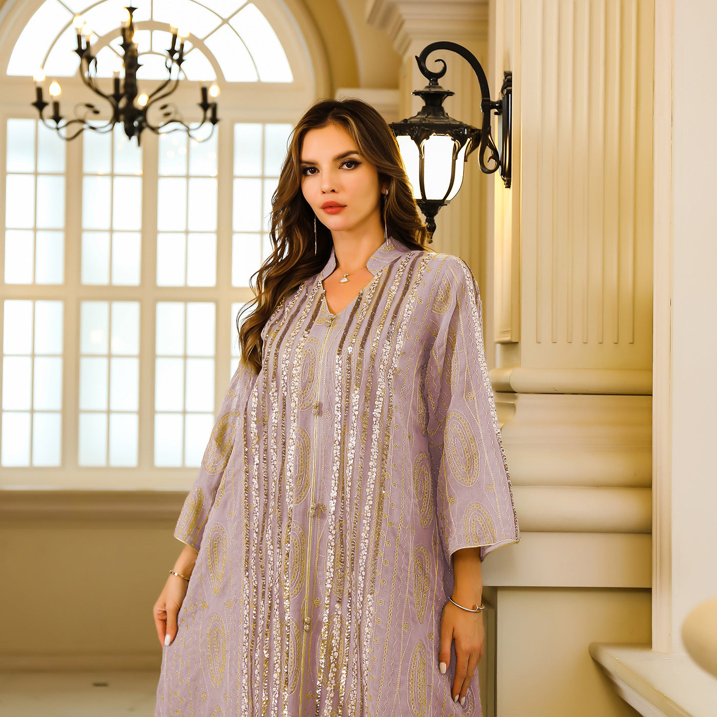Robe Longue Femme – Style Oriental & Détails Pailletés